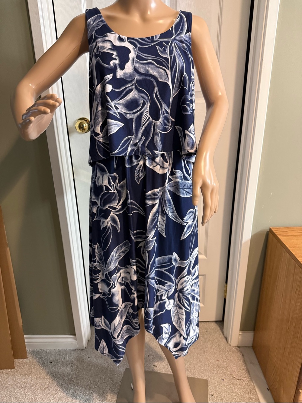Soma Dress M Blue White Floral Scoop Neck Sleeveless Lounge Comfy Casual